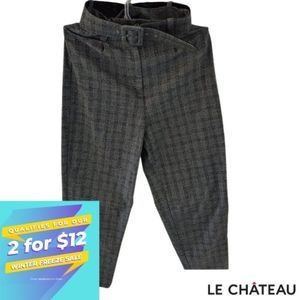 Le Chateau Size 00 - Dress pants with belt included  Gray